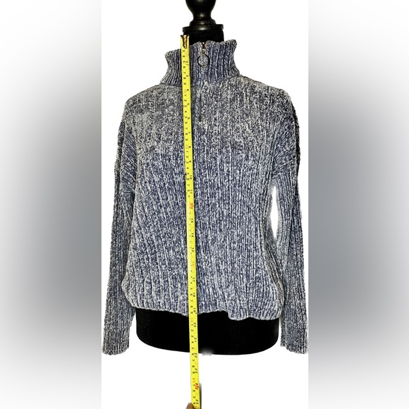 Hippie Rose Women’s Sweater Light Blue Size Large - Picture 8 of 9